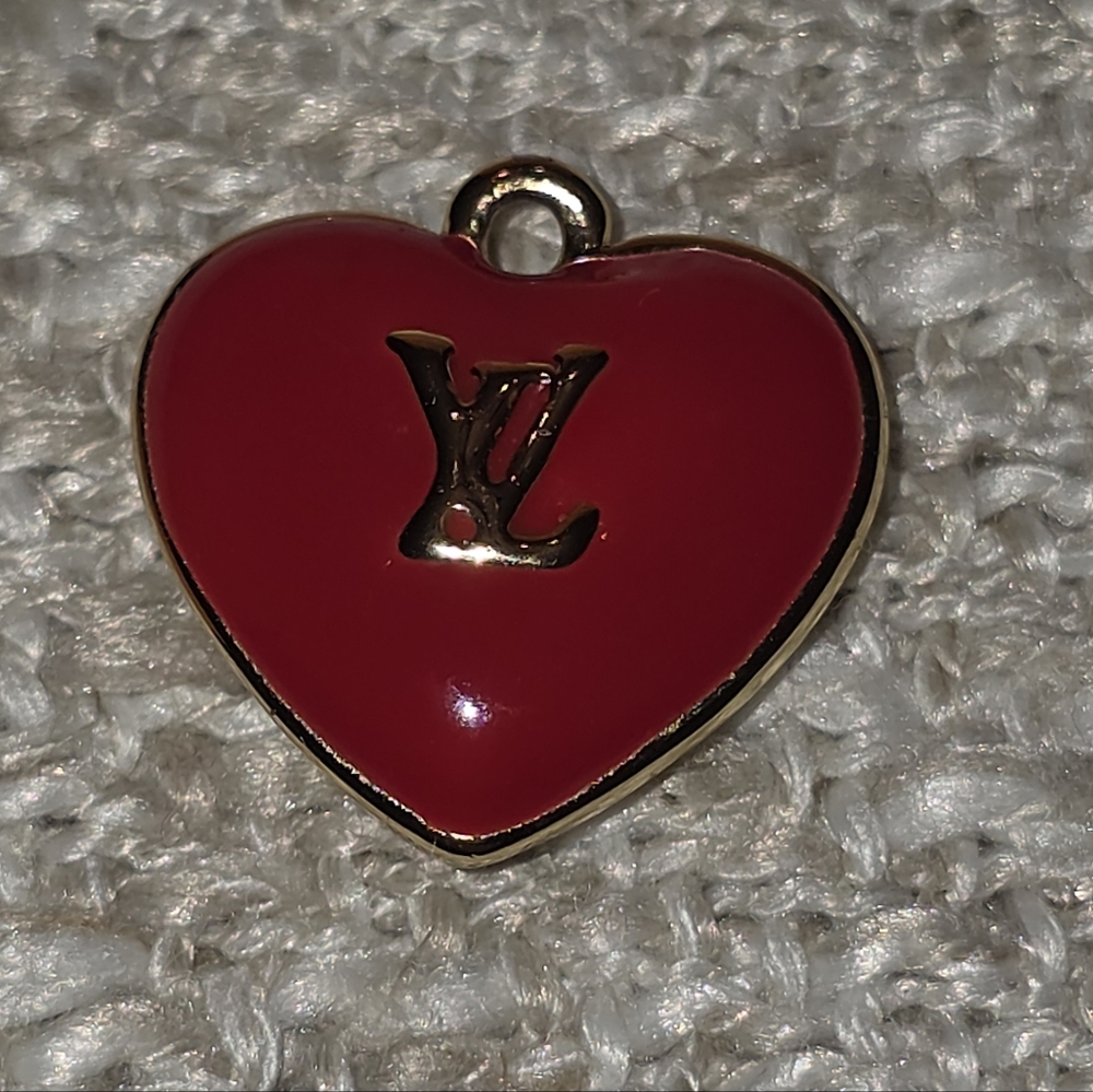 Louis Vuitton Bijoux Sac Coeur Red Heart Charm - Picture 2 of 4